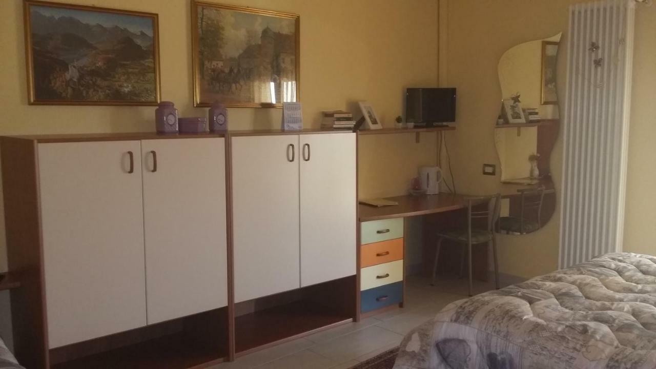 B&B Peschi In Fiore Валеджо сул Минчио Екстериор снимка